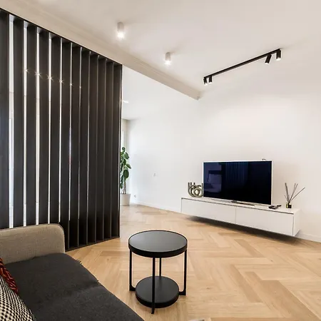 Apartment Rynek Jezycki Modern By Bookinghost Posen