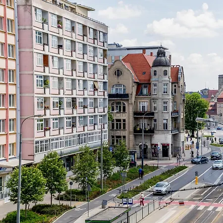 Rynek Jezycki Modern By Bookinghost * Posen